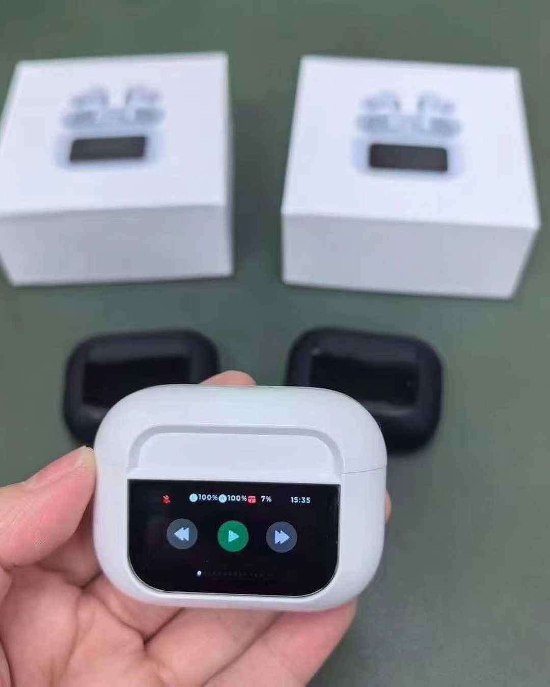 Apple Airpods LED Display